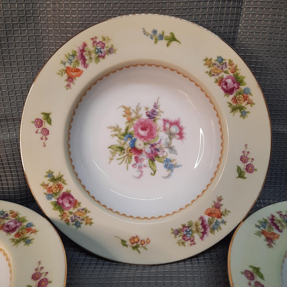 Noritake China Empire Pattern 8 1/4" Rim Soup Bowls Flowers & Gold Trim Set of 5